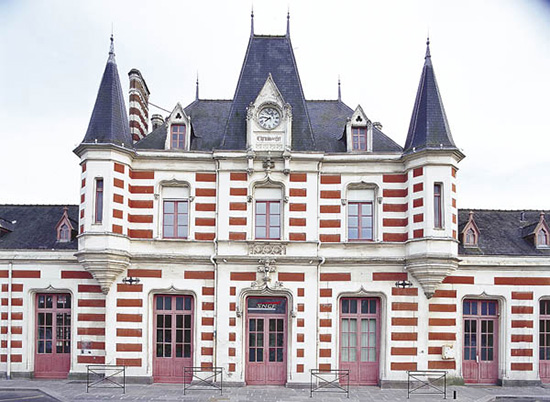 Découvrez le patrimoine de Vitré et sa gare